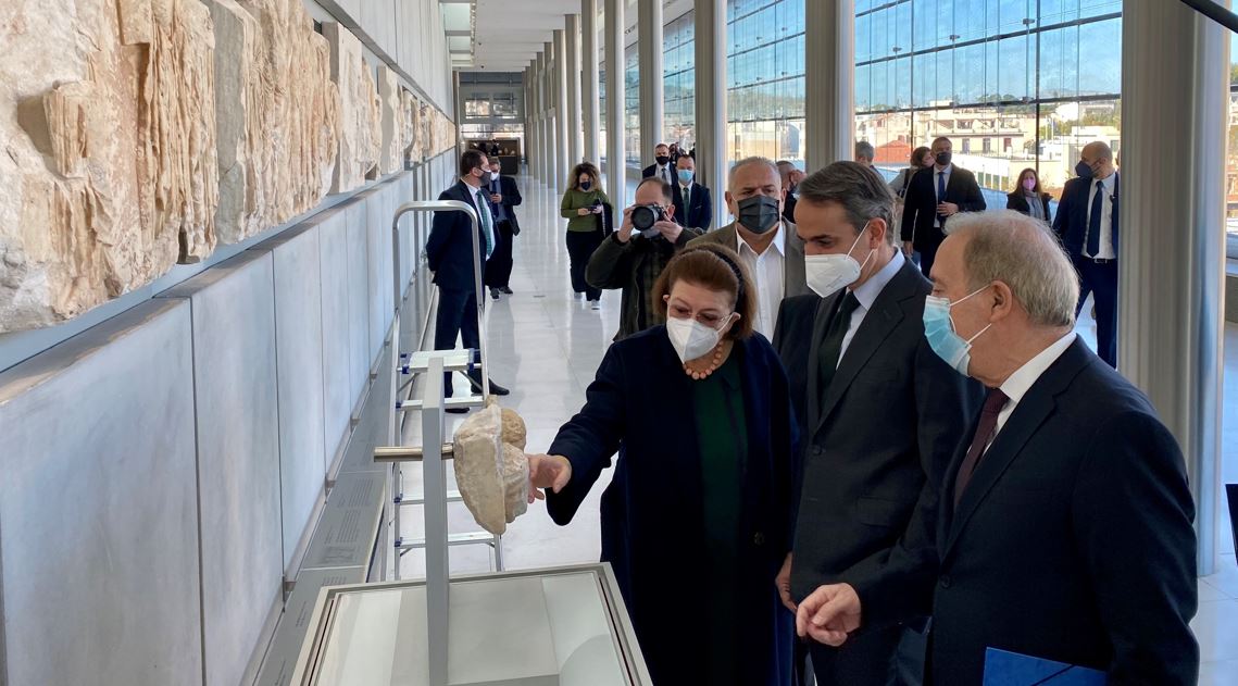 Κυριάκος Μητσοτάκης - Λίνα Μενδώνη