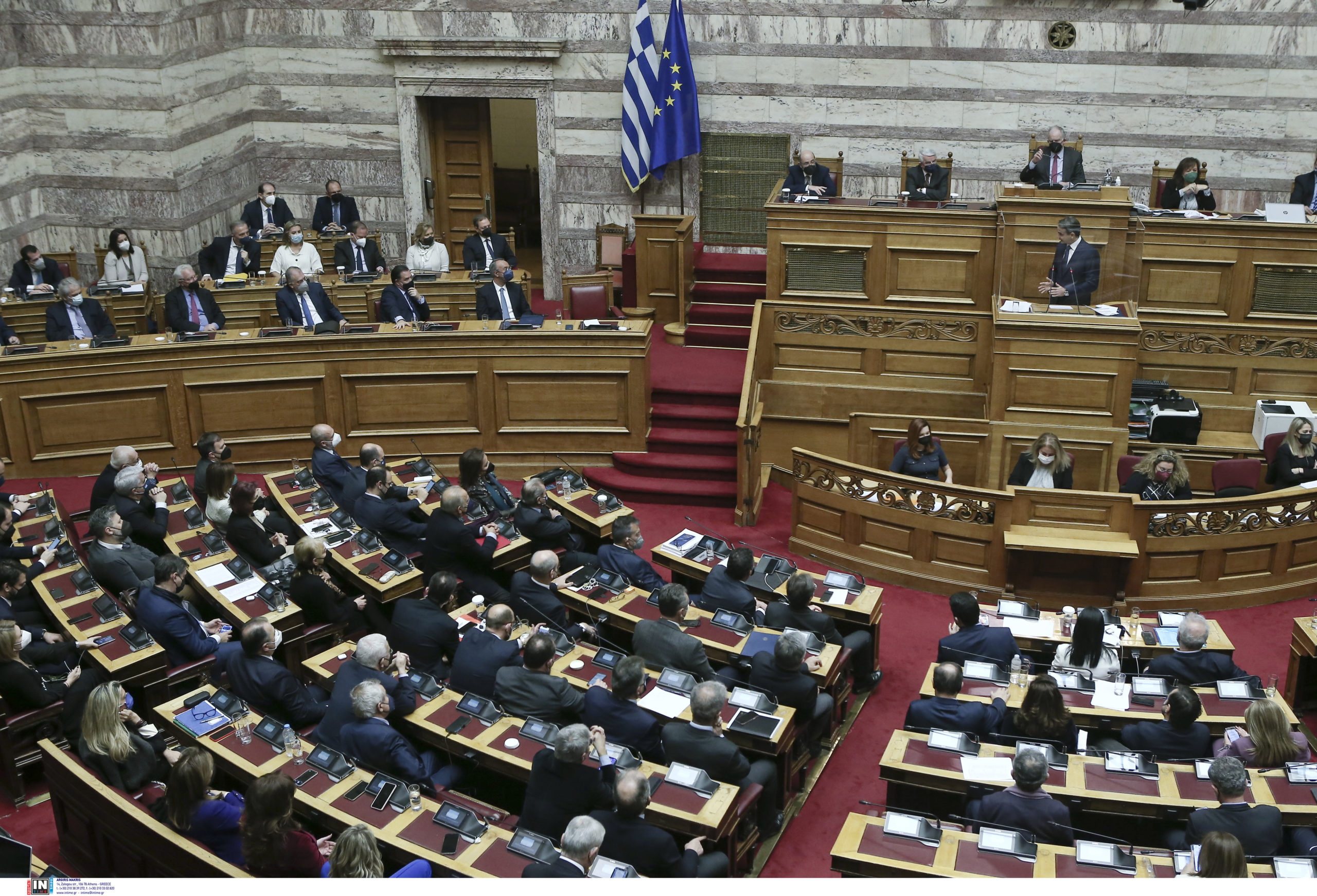 Απορρίφθηκε με 156 ψήφους η πρόταση δυσπιστίας