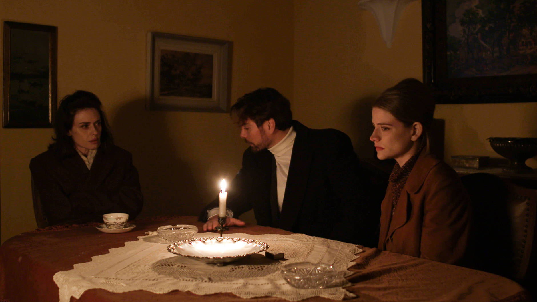 Άγριες Μέλισσες: Ο Δούκας ανακαλύπτει, έντρομος, τα πραγματικά σχέδια του Ακύλα