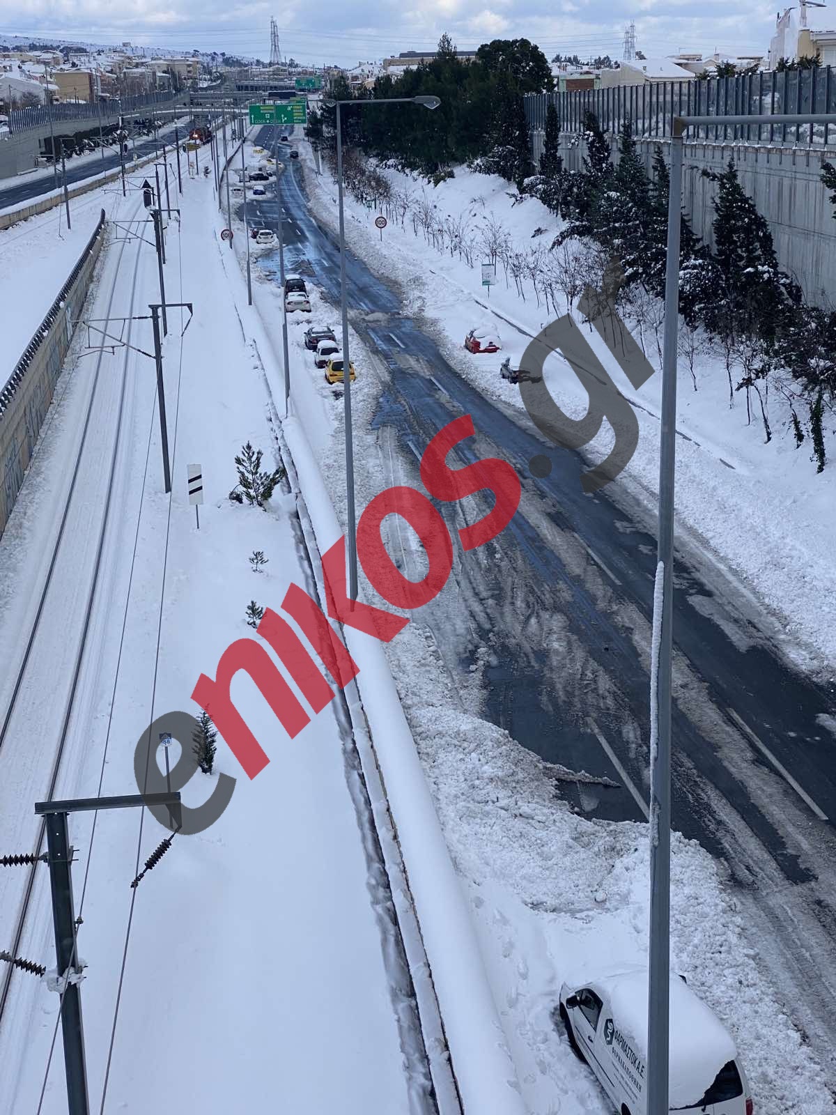 Αττική Οδός εγκαταλελειμμένα οχήματα