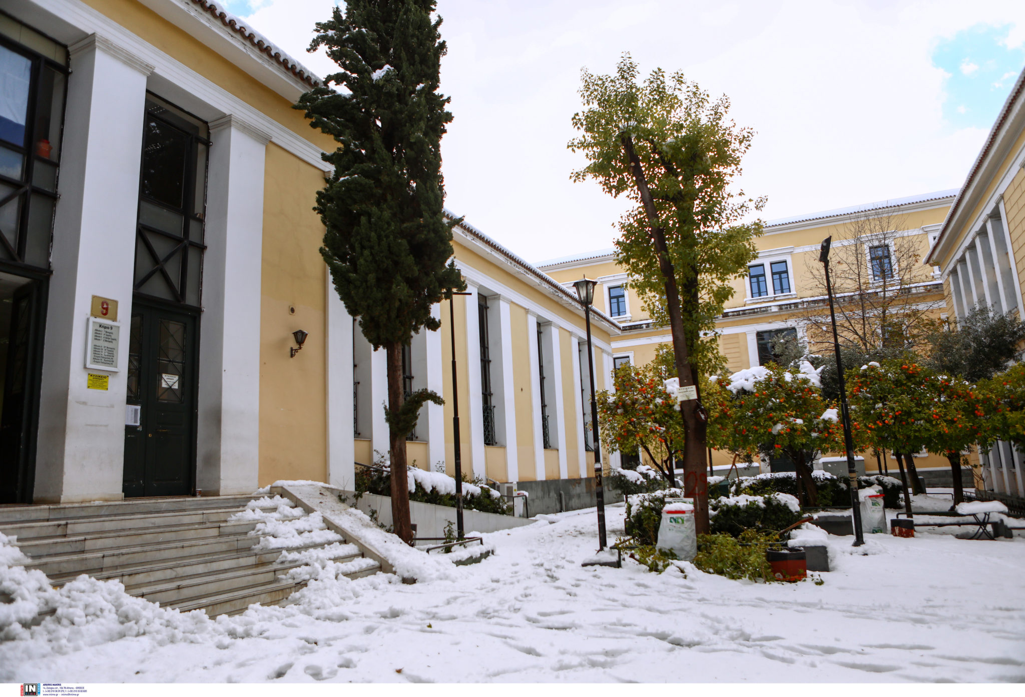 Δικαστήρια χιόνια