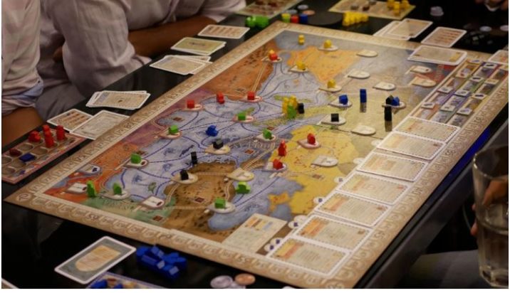 Έφοδος- κόμμα