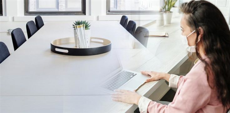 κορονοϊός - εργαζόμενος