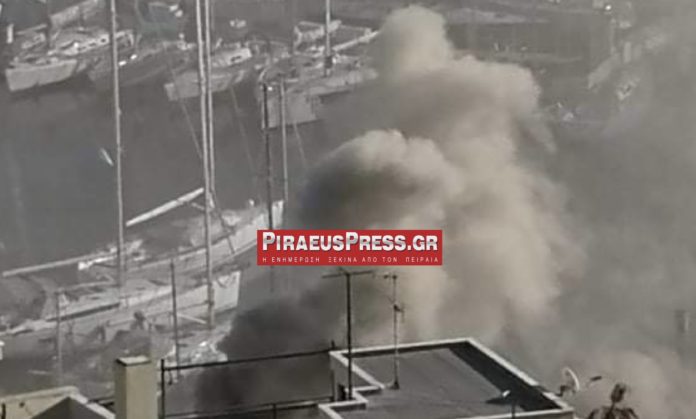 Φωτιά-Πειραιάς