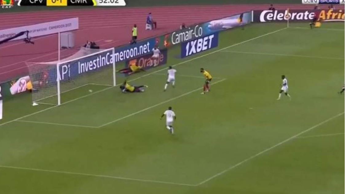 Γκάρι Ροντρίγκες: Εκπληκτικό γκολ με τακουνάκι από τον άσο του Ολυμπιακού