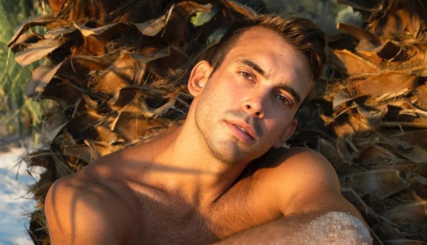 Ιάσονας Μανδηλάς: Η εξομολόγηση ότι είναι ομοφυλόφιλος και το bullying στο σχολείο