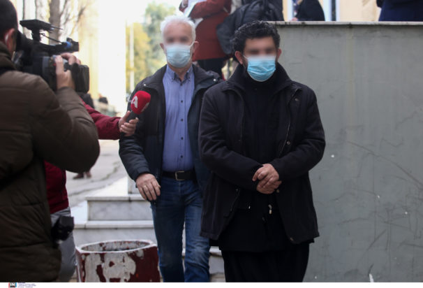 ιερέας- βιασμός