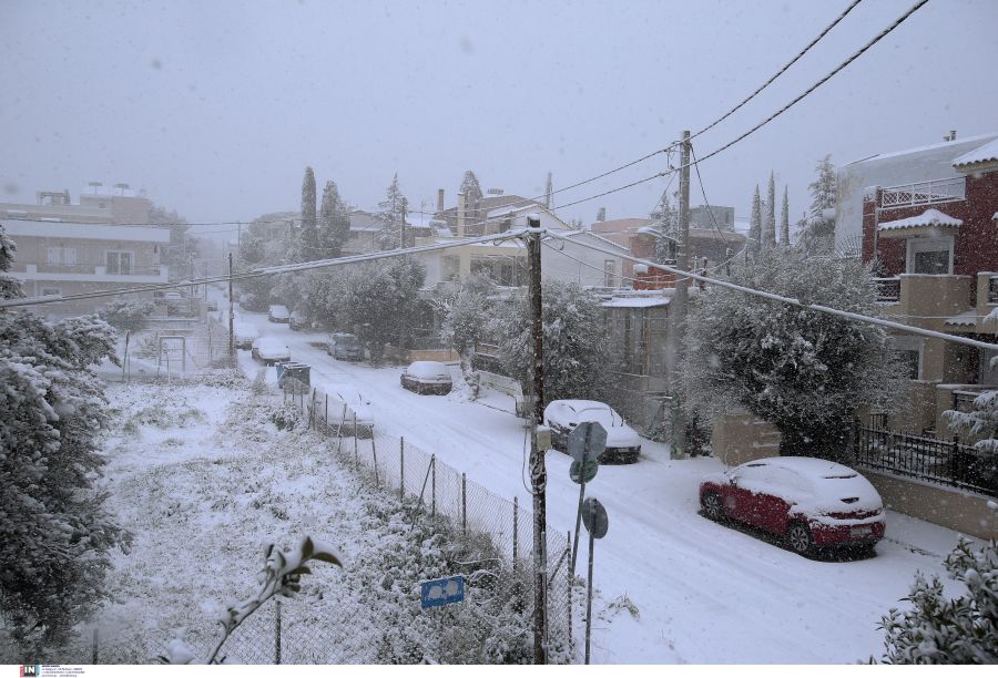 Νέο έκτακτο δελτίο από την ΕΜΥ: Θυελλώδεις ανέμους, τσουχτερό κρύο και χιόνια φέρνει η κακοκαιρία «Avgi»