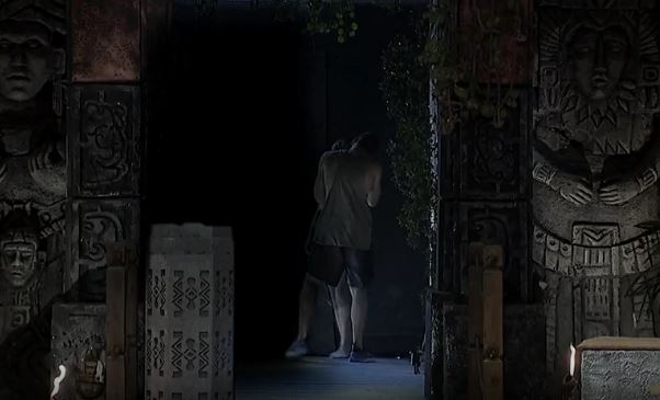 Χαμός στο Survivor – “Βλέπουμε την Μυριέλλα με τον Κατσαούνη να δίνουν γλωσσόφιλα”