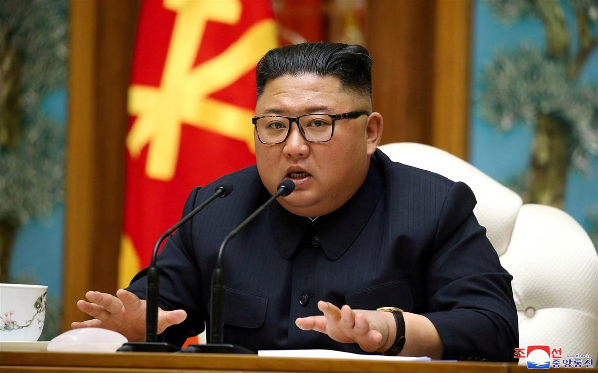 Βόρεια Κορέα: Παρουσία Κιμ Γιονγκ Ουν η εκτόξευση «υπερηχητικού» πυραύλου