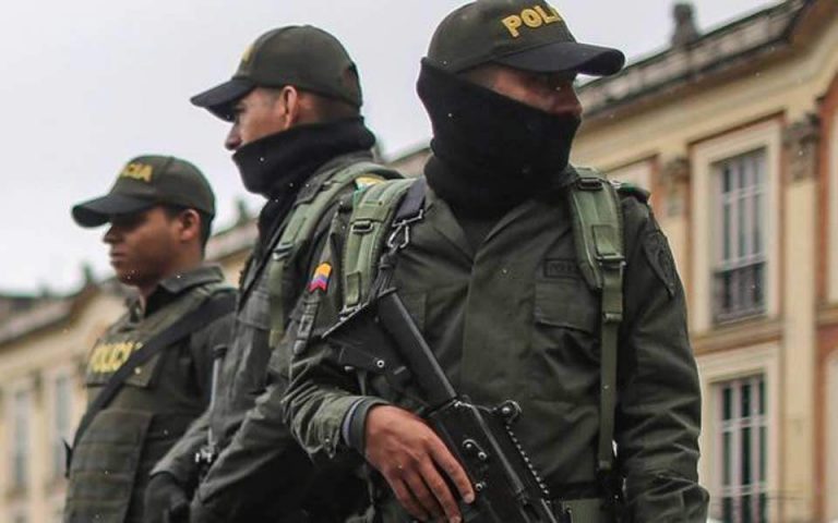 Κολομβία: Δύο αστυνομικοί νεκροί σε επίθεση εναντίον νομάρχη