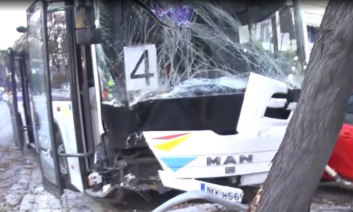 Θεσσαλονίκη: Πώς έγινε το ατύχημα με το λεωφορείο – Η ανακοίνωση του ΟΑΣΘ