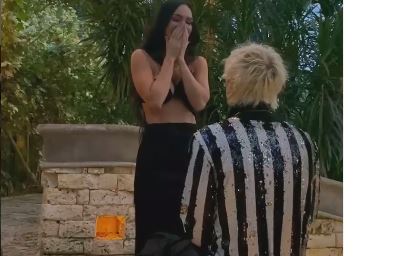 Η Μέγκαν Φοξ παντρεύεται – “Είπα ναι… και μετά ήπιαμε ο ένας το αίμα του άλλου”