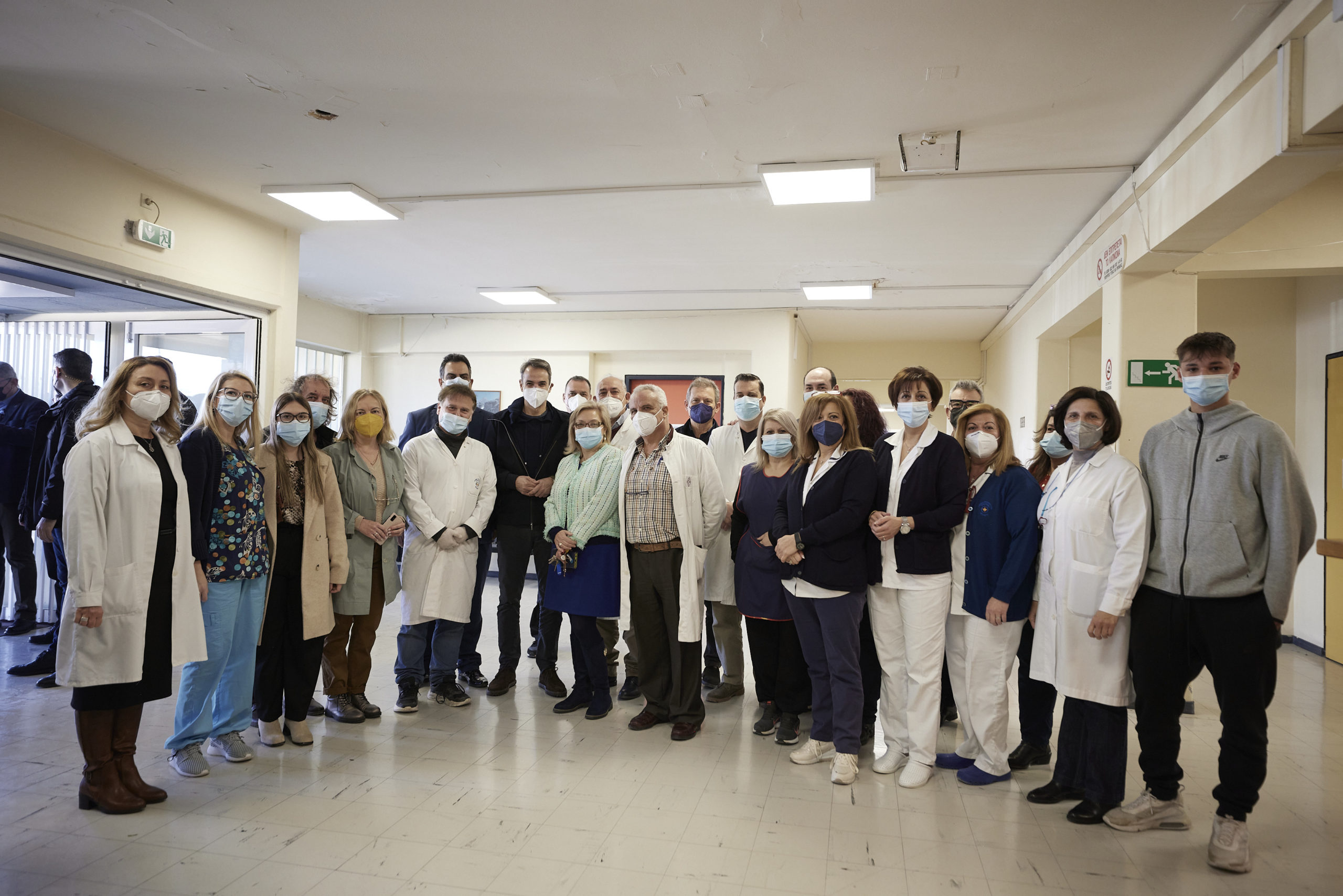 Κυριάκος Μητσοτάκης προς ανεμβολίαστους άνω των 60 ετών: Σας ενθαρρύνω και σήμερα, κάντε το βήμα