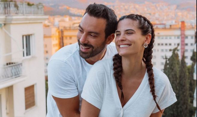 Χριστίνα Μπόμπα – Σάκης Τανιμανίδης: Μετέτρεψαν το σαλόνι τους σε… παιδική χαρά