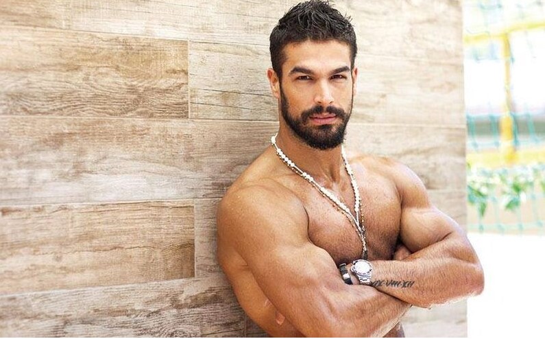 Νίκος Αναδιώτης: “Όταν επιστρέφω από ένα ταξίδι στο Άγιον Όρος αυτό μεταφέρεται και στους γύρω μου”