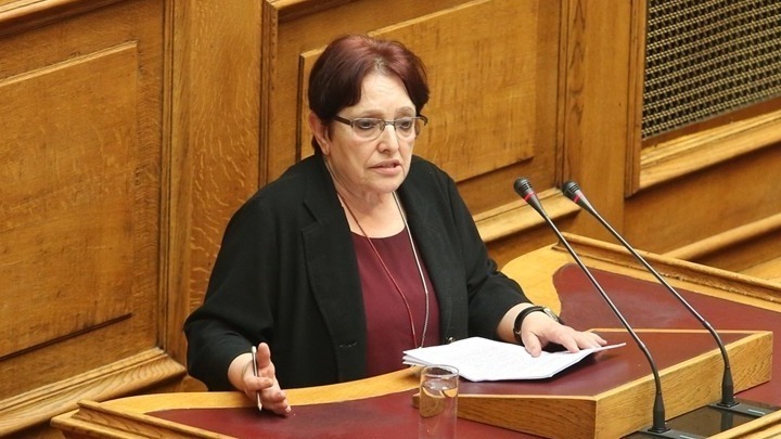 Παπαρήγα: Το πραγματικό νόημα της πρότασης δυσπιστίας είναι το εργατικό συλλαλητήριο στο Σύνταγμα