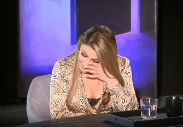 Έλενα Παπαρίζου