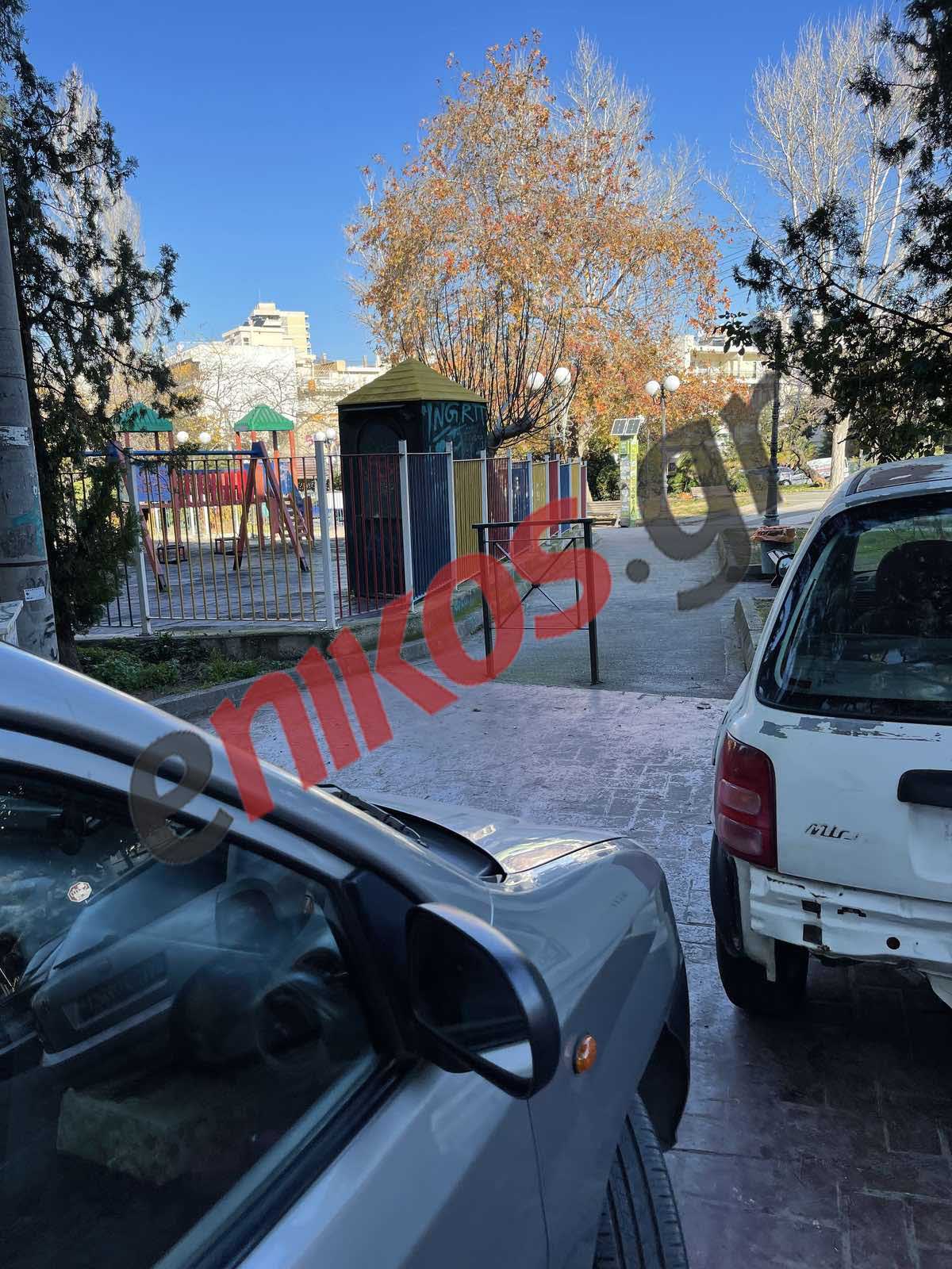 πάρκινγκ Χολαργός Όσκαρ γαϊδουριάς