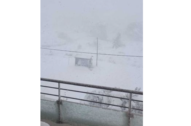 Κακοκαιρία “Ελπίς”: 16 ώρες χωρίς ρεύμα στο Πικέρμι – Απελπισμένοι οι κάτοικοι στην περιοχή Διώνη