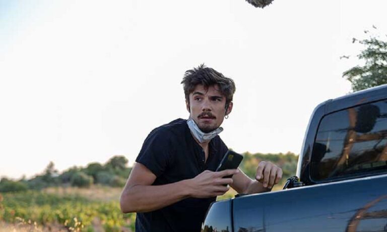 Σασμός: Νεκρός ο Πετρής – Έτσι τον αποχαιρέτησε η Μαρία Τζομπανάκη