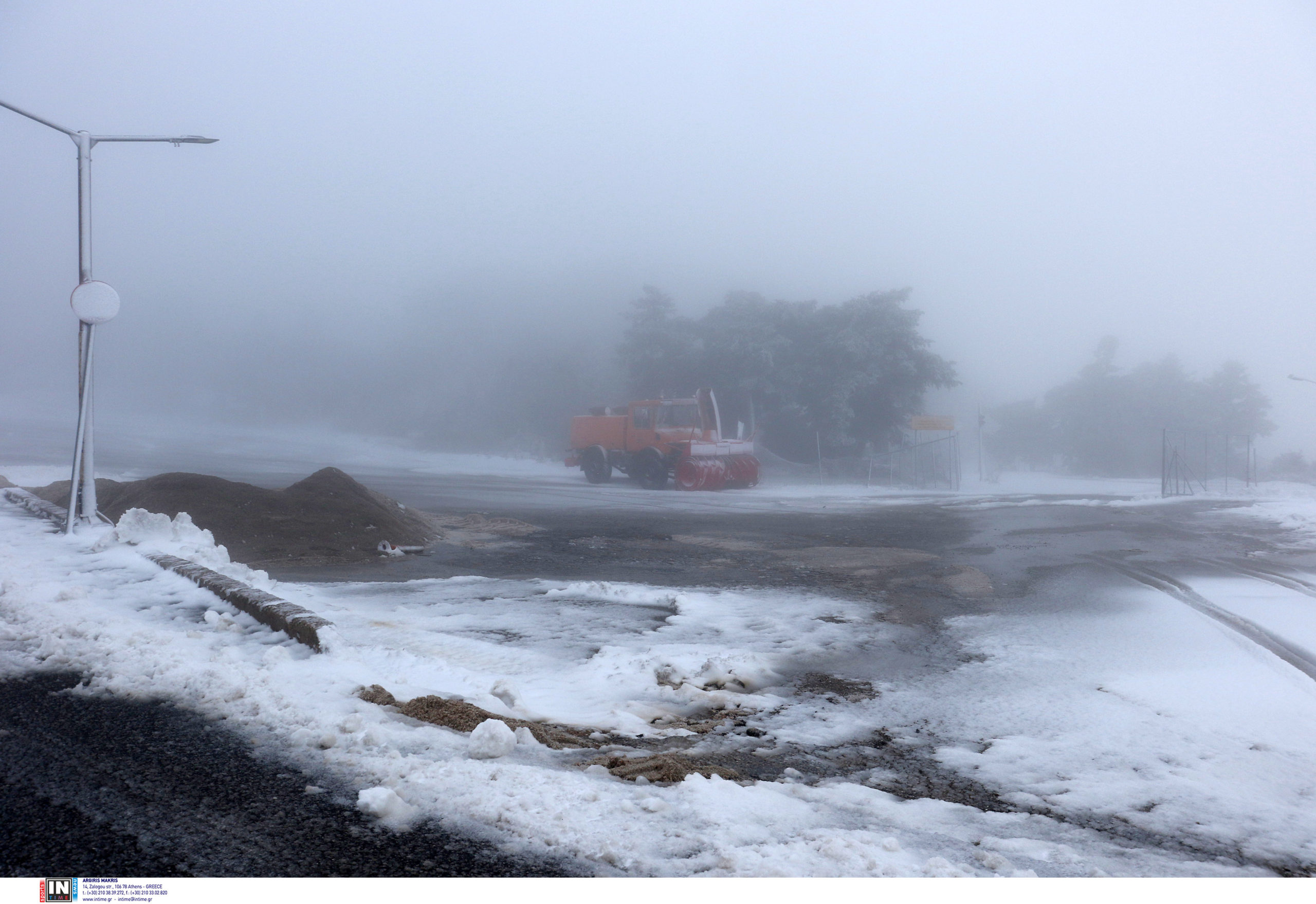 Χιόνια Πάρνηθα