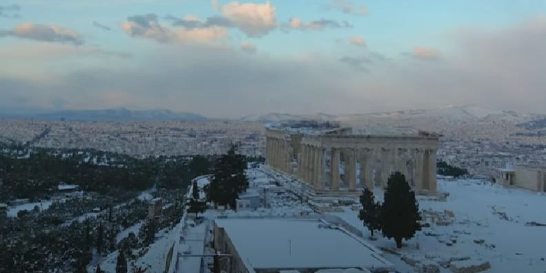 Κακοκαιρία “Ελπίς”: Η επόμενη ημέρα από την ιστορική χιονοκαταιγίδα στην Αθήνα – ΒΙΝΤΕΟ από drone
