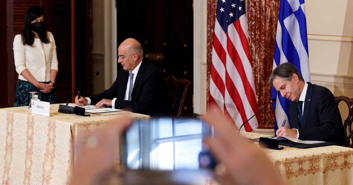 Τηλεφωνική επικοινωνία Δένδια-Μπλίνκεν: “Ζωτικός σύμμαχος του ΝΑΤΟ η Ελλάδα” είπε ο Αμερικανός ΥΠΕΞ