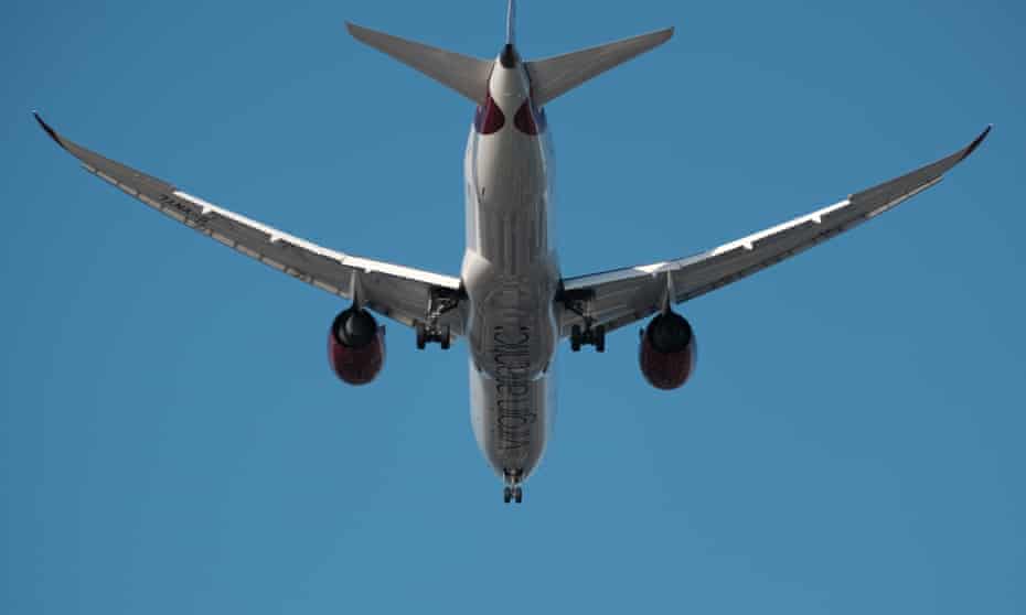 Αναγκαστική προσγείωση αεροσκάφους στο Ηράκλειο – 59χρονη υπέστη επιληπτική κρίση εν πτήσει