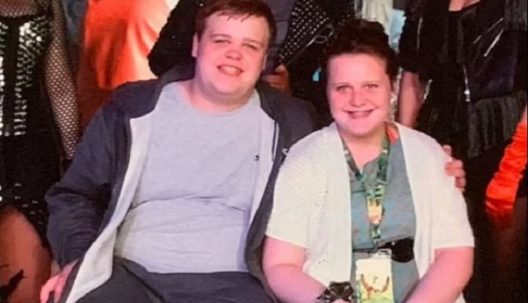 Σοκ στην Ουαλία: 19χρονος ομολόγησε ότι στραγγάλισε την αδελφή του ενώ έκαναν διακοπές