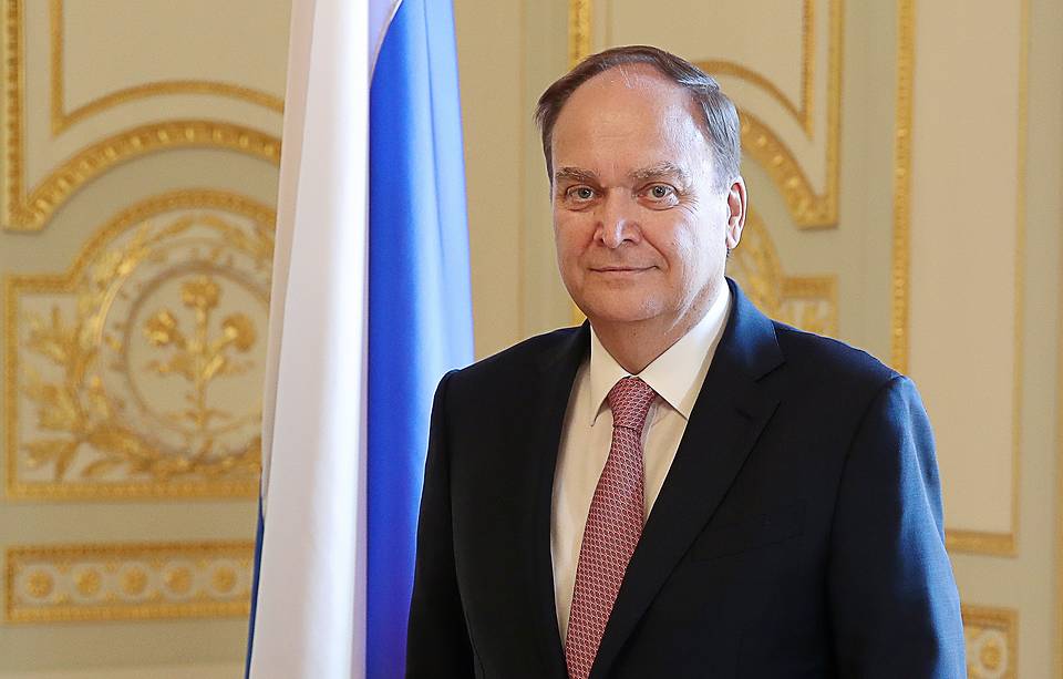 Ρώσος πρεσβευτής για Ουκρανία: «Δεν υπάρχει καμία εισβολή»