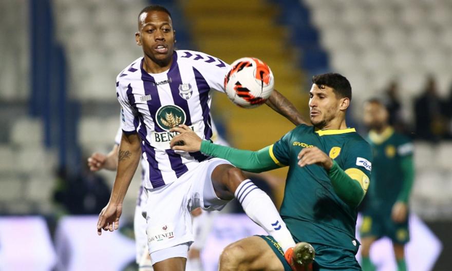 Ένταση μεταξύ οπαδών και μελών της διοίκησης του Απόλλωνα μετά το παιχνίδι με τον Παναιτωλικό