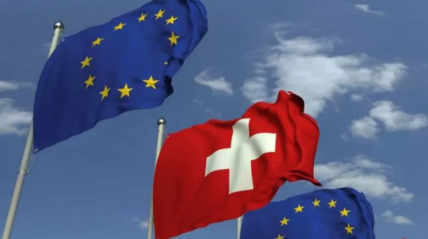 Πόλεμος στην Ουκρανία: Η Ελβετία υιοθετεί τις κυρώσεις της ΕΕ κατά της Ρωσίας