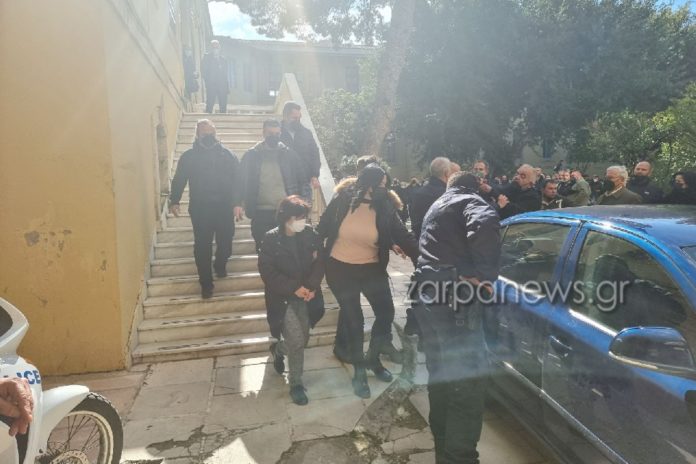 Χανιά: Ξέσπασαν οι συγγενείς των θυμάτων κατά της ιδιοκτήτριας του γηροκομείου – ΒΙΝΤΕΟ