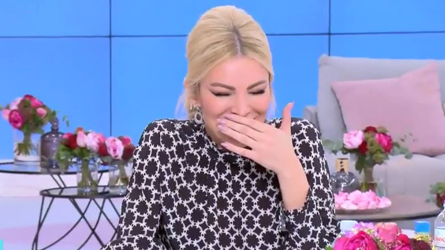 Κατερίνα Καινούργιου: Γέλιο μέχρι δακρύων στην εκπομπή με την απορία της