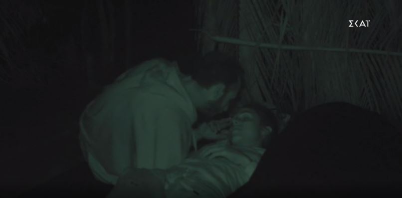 Survivor: Νέο φλερτ στο ριάλιτι – Κατσαούνης και Χατζηανδρέου ήρθαν πολύ κοντά – ΒΙΝΤΕΟ