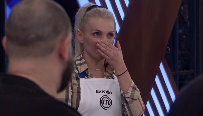 MasterChef: “Λύγισε” η Ελισάβετ κατά τη διάρκεια της ψηφοφορίας – ΒΙΝΤΕΟ