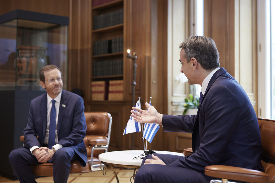 Μητσοτάκης: Τα ρωσικά στρατεύματα να απομακρυνθούν άμεσα από την Ουκρανία