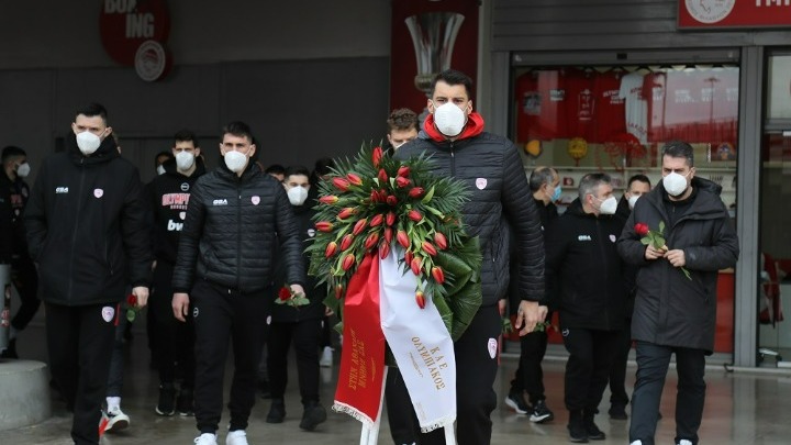 Ολυμπιακός-Θύρα 7