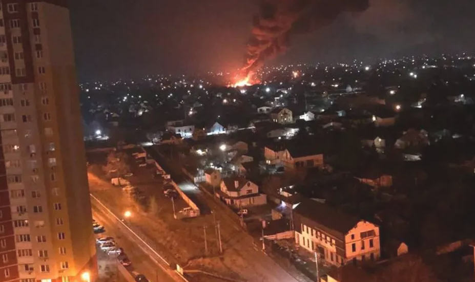 ΑΠΟΣΤΟΛΗ Μαριούπολη: Νύχτα βομβαρδισμών και συνεχών εκρήξεων