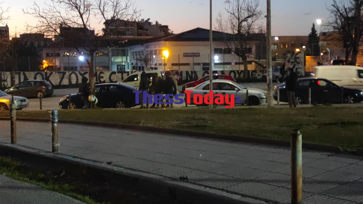 ΠΑΟΚ: Έφοδος της ΕΛΑΣ στον σύνδεσμο της Τούμπας – Βρήκαν στυλιάρια και κράνη