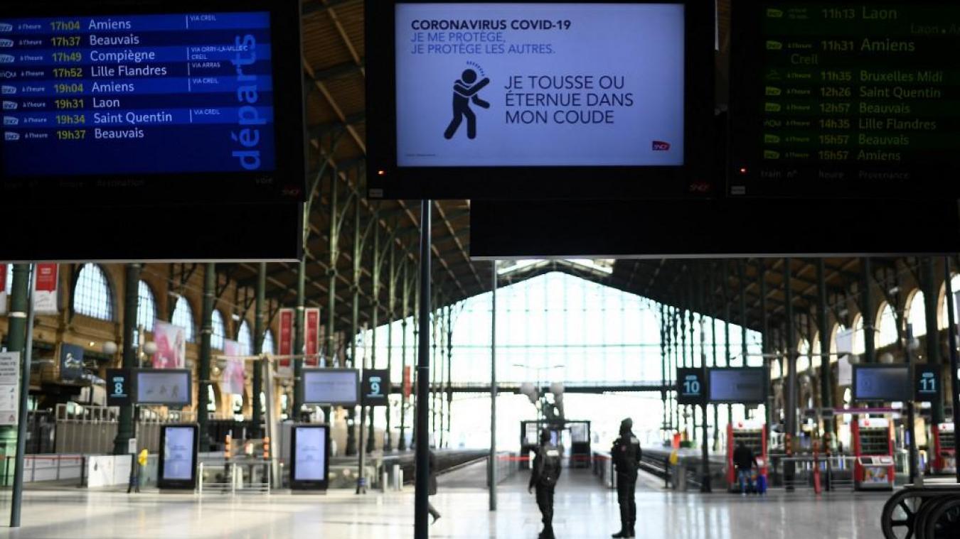 Παρίσι: Άνδρας με μαχαίρι απείλησε αστυνομικούς στον σταθμό τρένων Gare du Nord