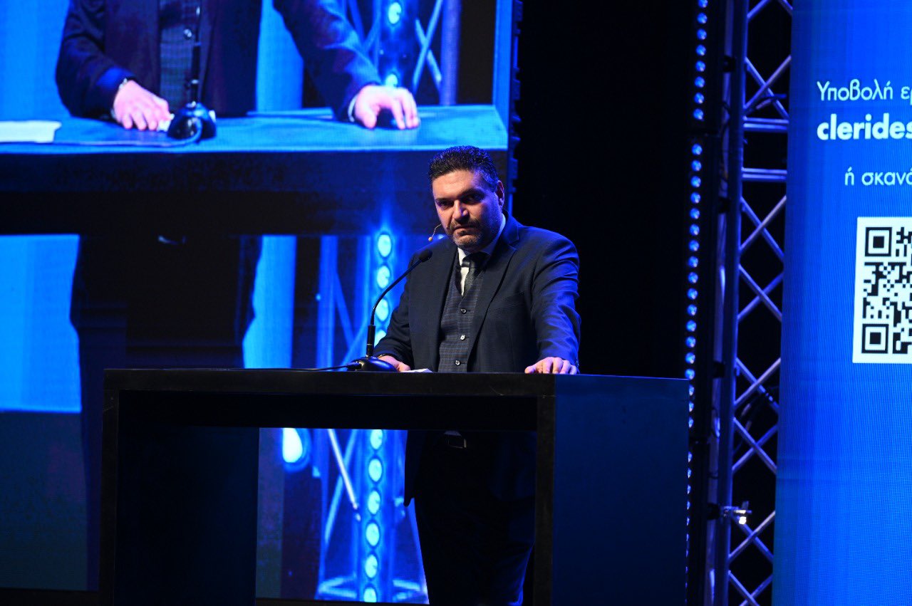 Κύπριος ΥΠΟΙΚ: Δεν αντιταχθήκαμε στην αποπομπή της Ρωσίας από το SWIFT