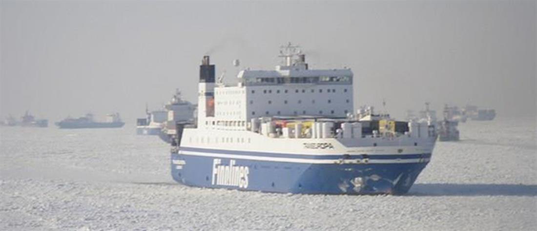 Φωτιά σε πλοίο με 237 επιβάτες κοντά στην Ερείκουσα – Σε εξέλιξη επιχείρηση διάσωσης