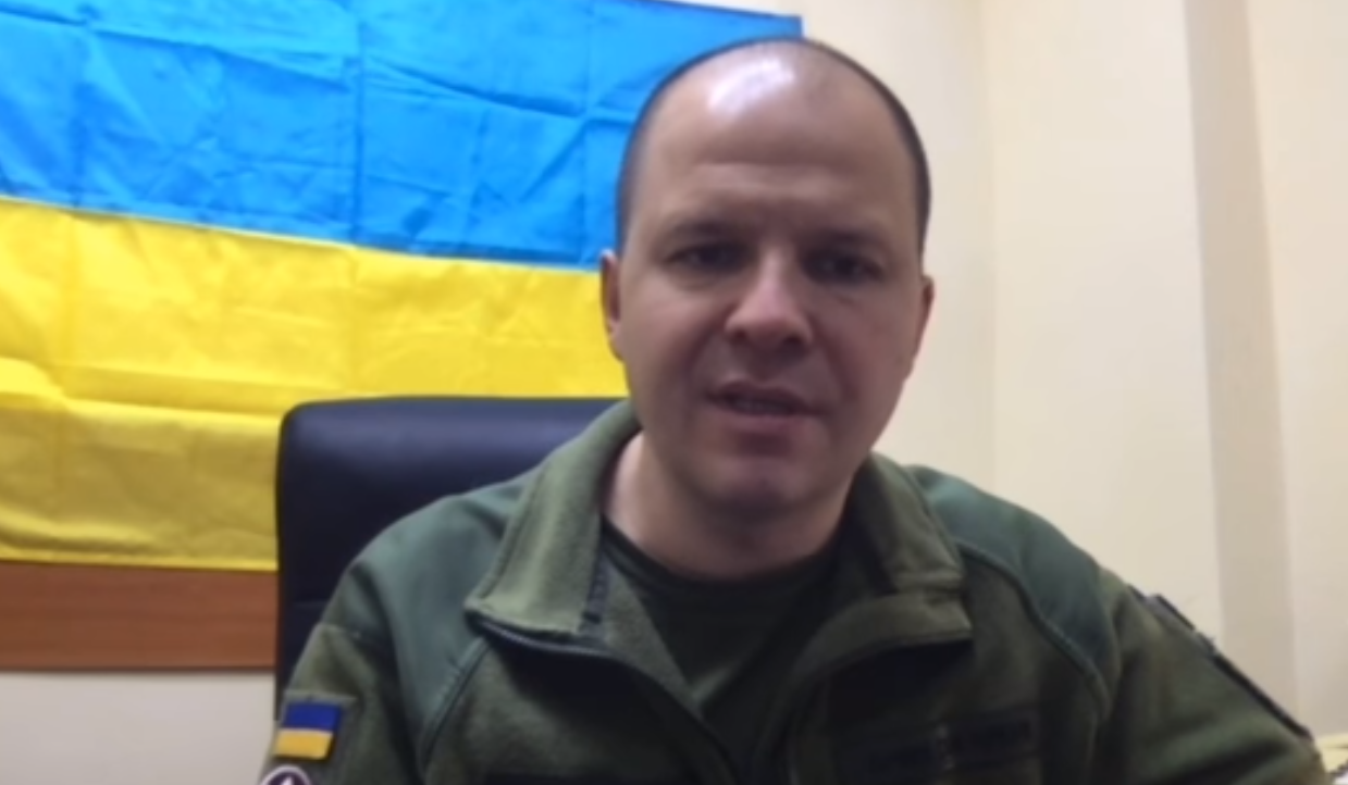 Η έκκληση Ουκρανού αρχιστράτηγου στους Ρώσους στρατιώτες: Αφήστε τα όπλα σας και βάλτε τα χέρια σας στον αέρα