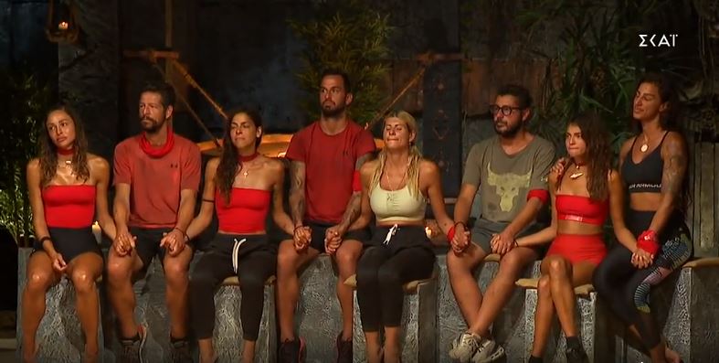 Survivor: Διπλή αποχώρηση με συγκίνηση και κλάματα από το ριάλιτι