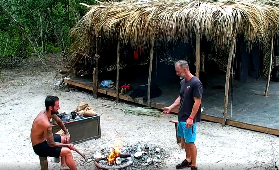 Survivor: Ένταση και καβγάς μεταξύ Τάκη και Άρη με αφορμή… τον κολαούζο