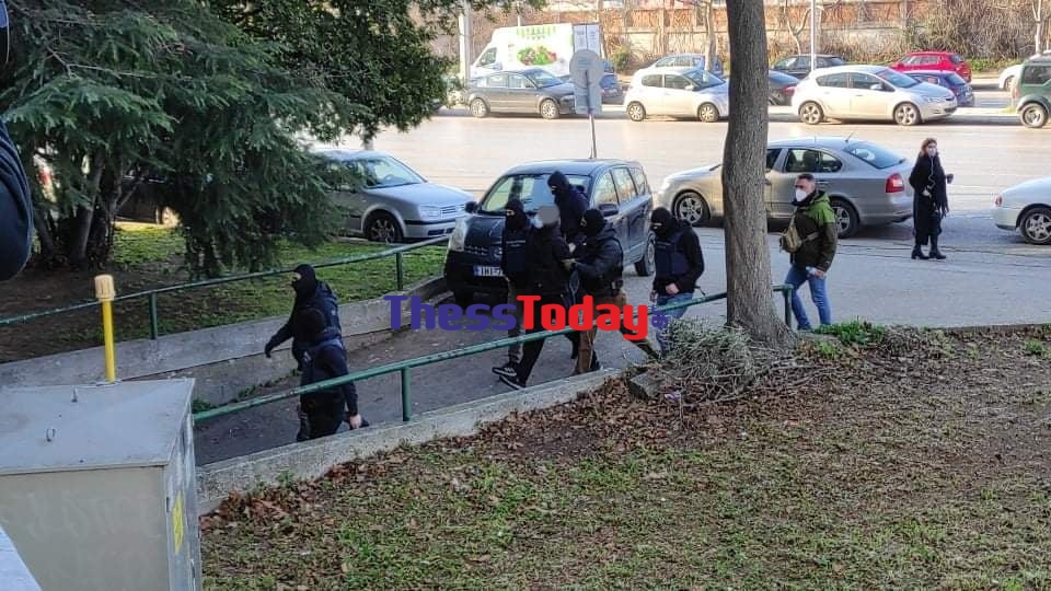 Θεσσαλονίκη: Προφυλακιστέοι οι τρεις συλληφθέντες για τα γκαζάκια στο Ίδρυμα Εθνικού και Θρησκευτικού Προβληματισμού