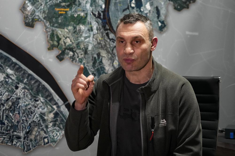 Ουκρανία: “Είμαστε έτοιμοι να πολεμήσουμε”, λέει ο δήμαρχος του Κιέβου