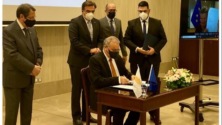 Υπογραφή συμφωνίας Κύπρου-ΕΕ για το Μεταναστευτικό